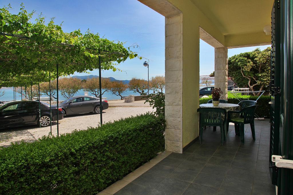 Villa Marijana Sreser Exteriör bild